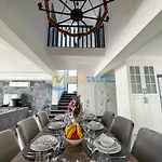 Villa Galaxy In